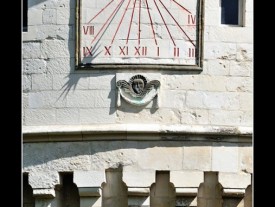 Cadran solaire du château de Rambures